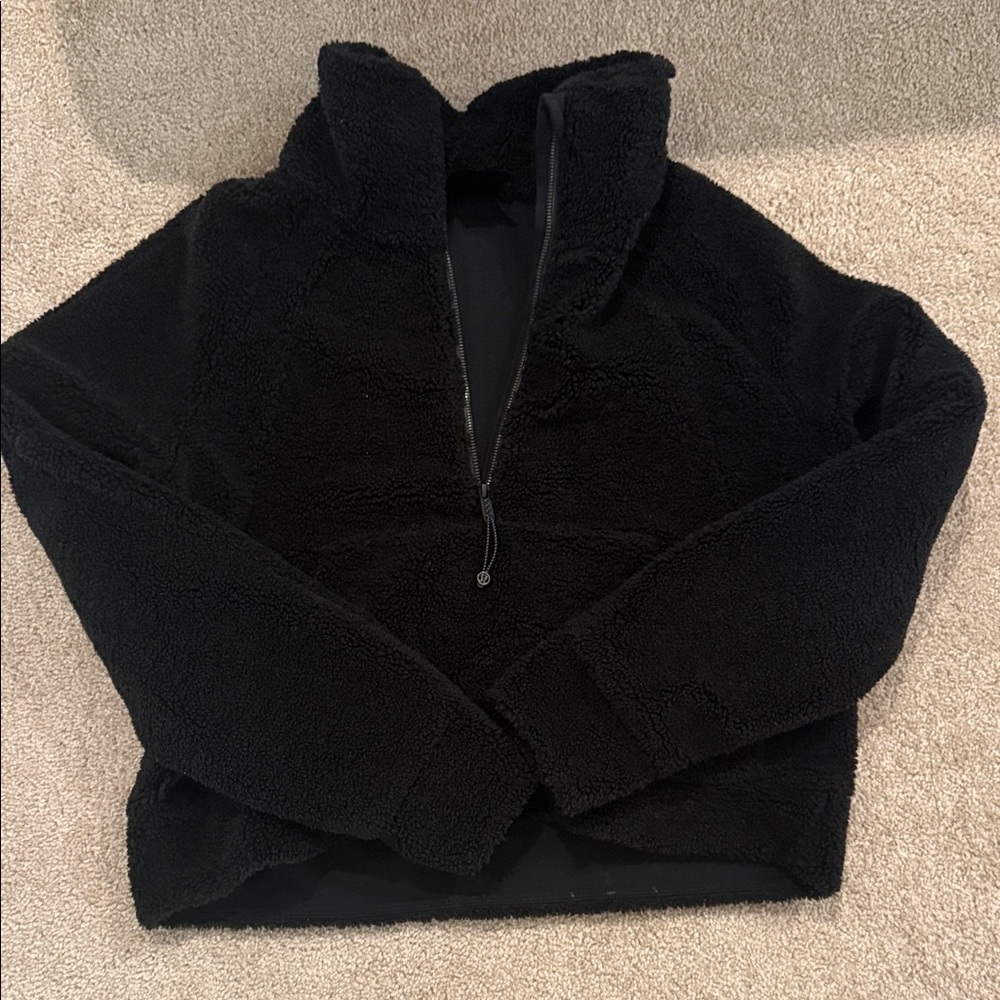 Lululemon fuzzy pullover